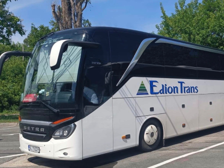 Interiorul unui autocar